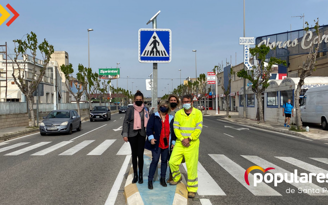 Se mejora la señalización de los pasos de peatones en la Avenida de Elche